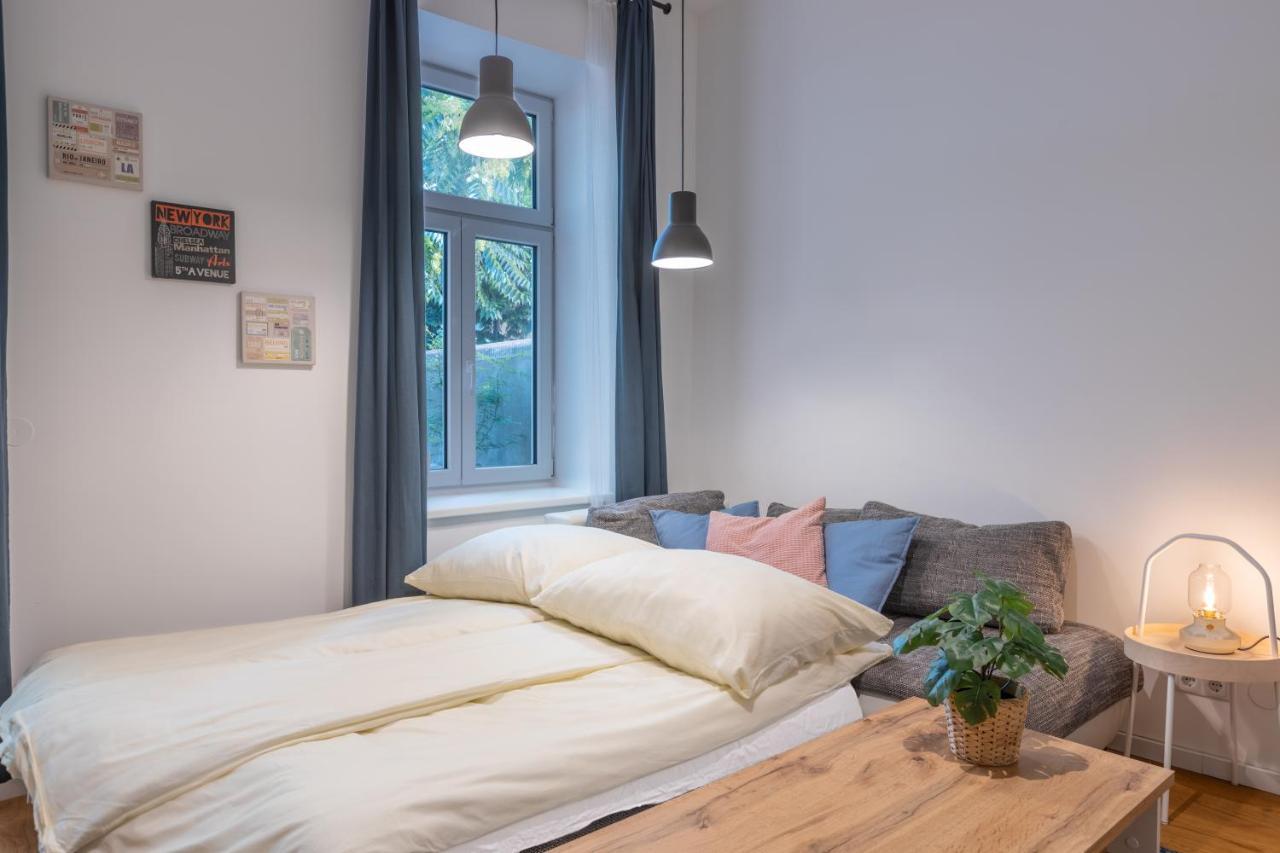 Cozy Apartment, 2 Private Terraces, 8 Min To City Center Vienna Exterior photo